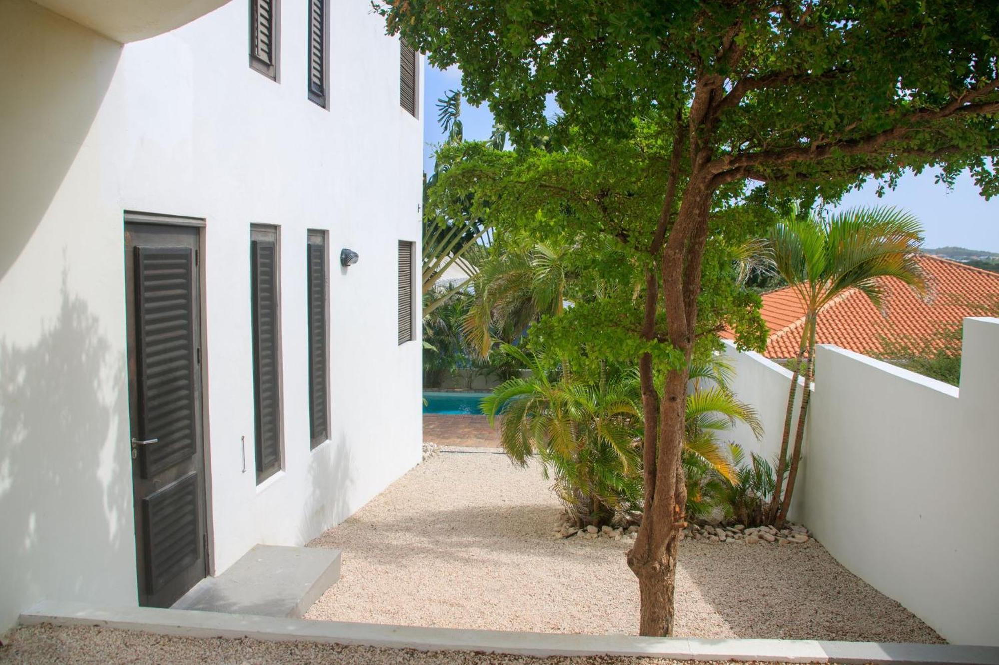Major. Suites Curacao Willemstad Eksteriør billede
