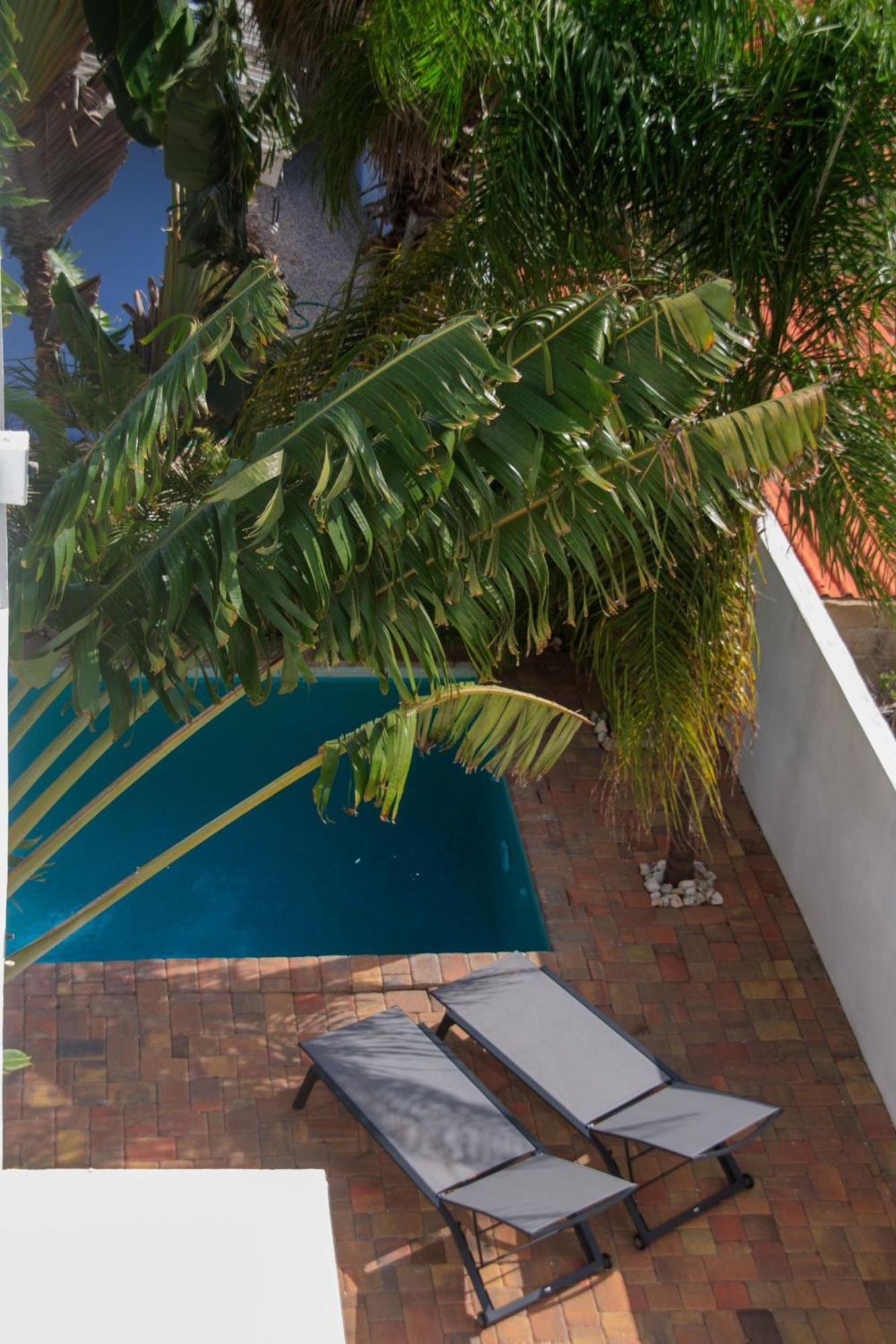 Major. Suites Curacao Willemstad Eksteriør billede